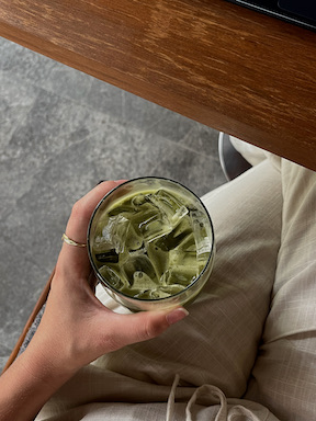 matcha and coffe on table